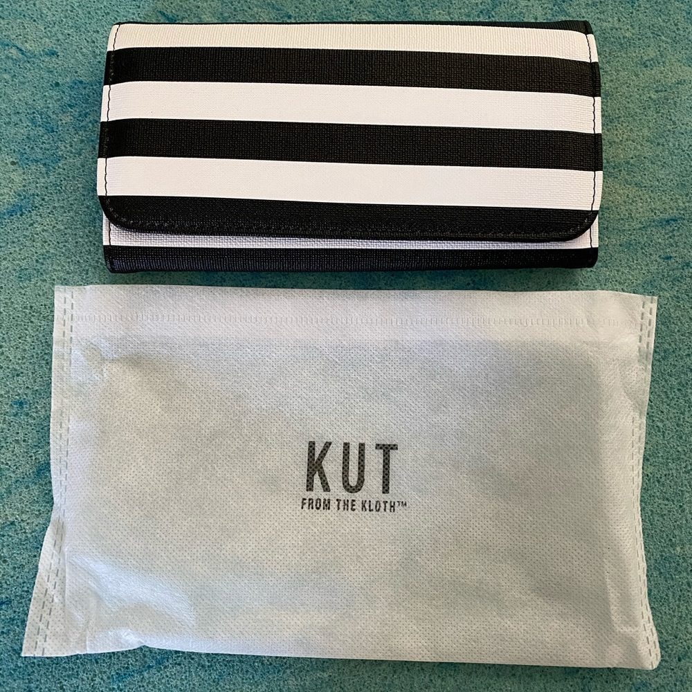 Kut from the Kloth | SLIM STRIPED WALLET